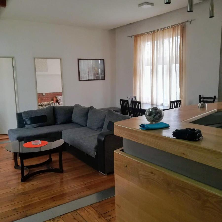 Apartmani Dio Ni 外观 照片